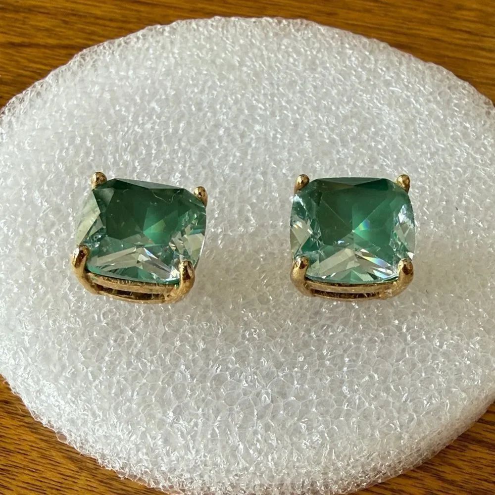 GUMDROP KATE SPADE NEW YORK SQUARE STUD